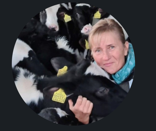 Fiona Roberts first milk