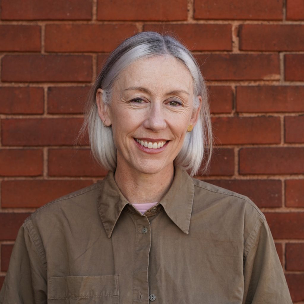 dee-halligan-12-1024x1024